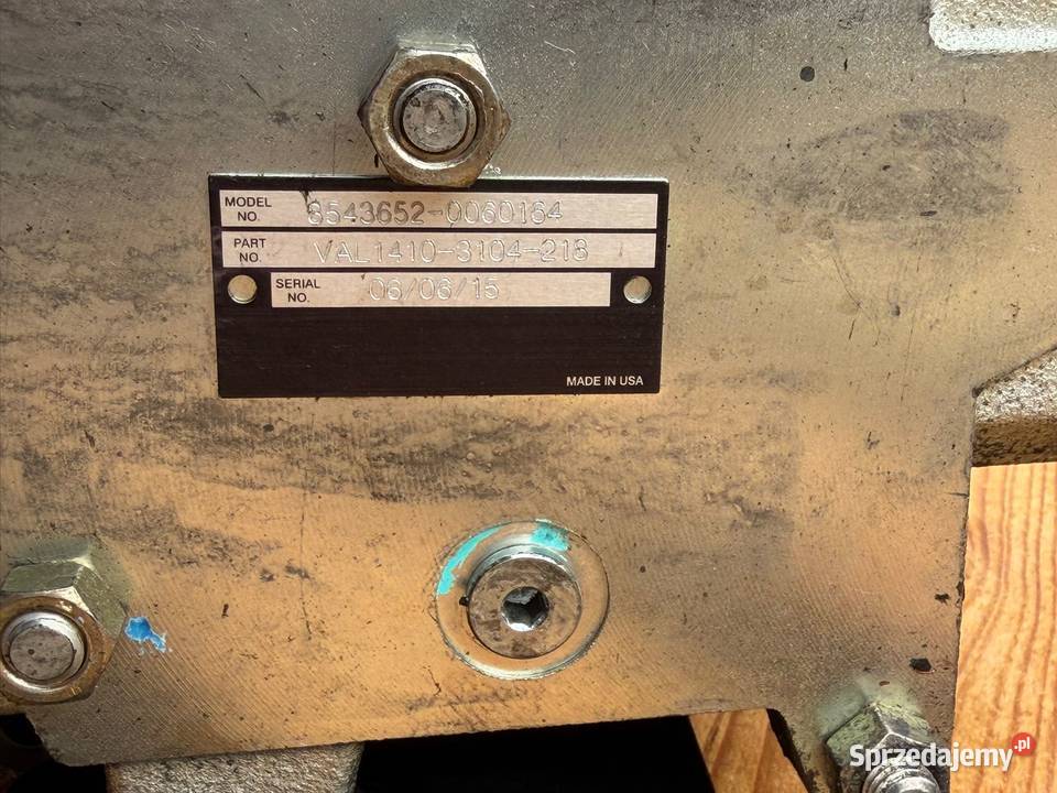 Rozdzielacz hydrauliczny czterosekcyjny HYSTER Antonie