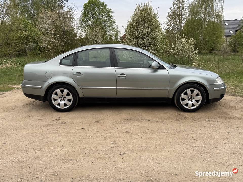 Sprzedam VW Passat Highline 19TDI 130 Automat radio Białystok