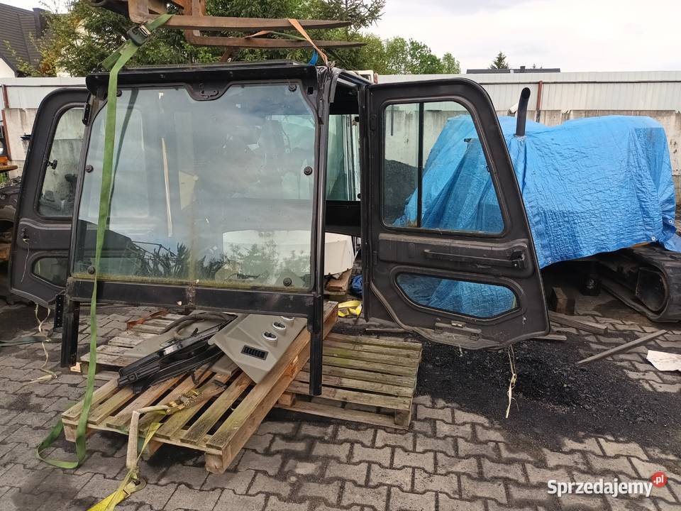 Kabina operatora hyundai Biały Dunajec