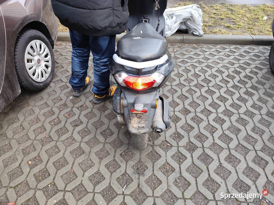 Peugeot kisbee 50 4t nieuszkodzony Sosnowiec sprzedam