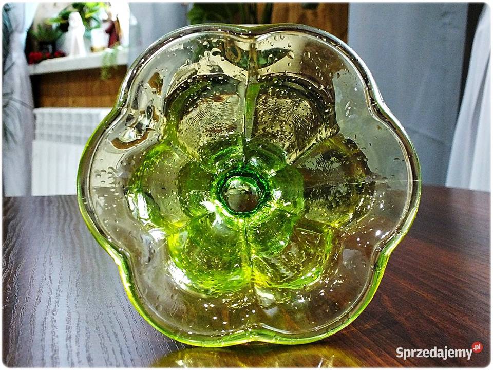 Stary pucharek szklany dwu kolorowe szkło stan Żary