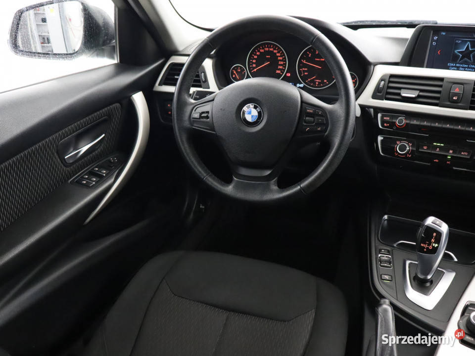 BMW 3 318 i isofix