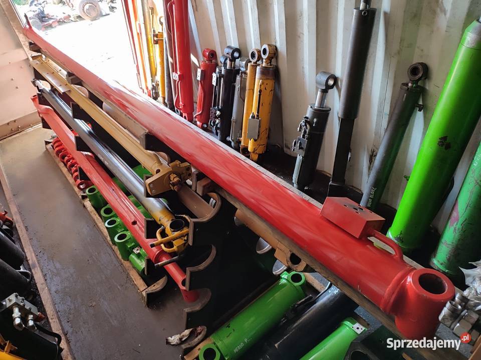 Siłownik hydrauliczny wysuwu ramienia MANITOU Wilkowo
