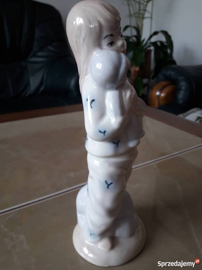 Porcelanowa figurka Sango Hiszpania