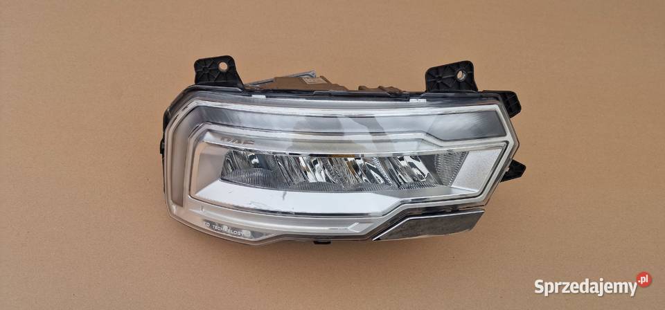 DAF XF XG XG LAMPA REFLEKTOR PRAWY PRZÓD lubuskie Bieleń