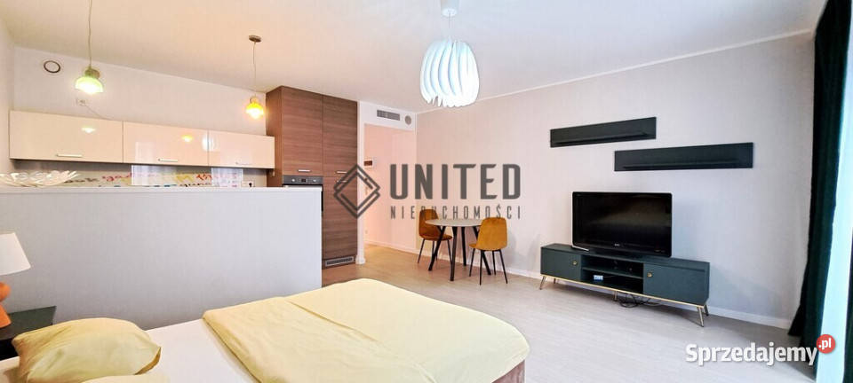 Justin Center InwestycjaKawalerkaAirbnb Wrocław sprzedam