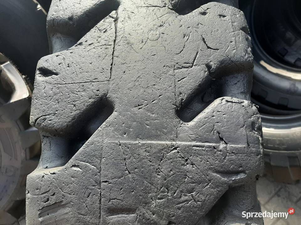 4x Opona używana przemysłowa 1200R24 MICHELIN 24cale Zaścianki