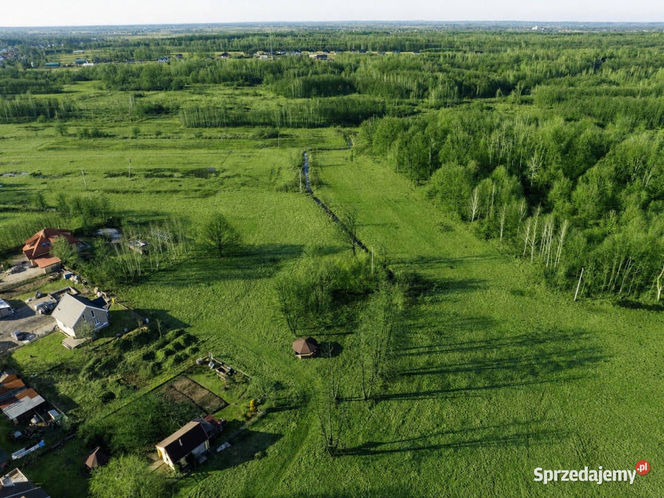 Dwie działki budowlane 9 ar i 951 ar Media