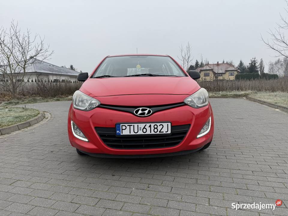Hyundai i20 12 benzyna klimatyzacja tempomat wielkopolskie Turek sprzedam