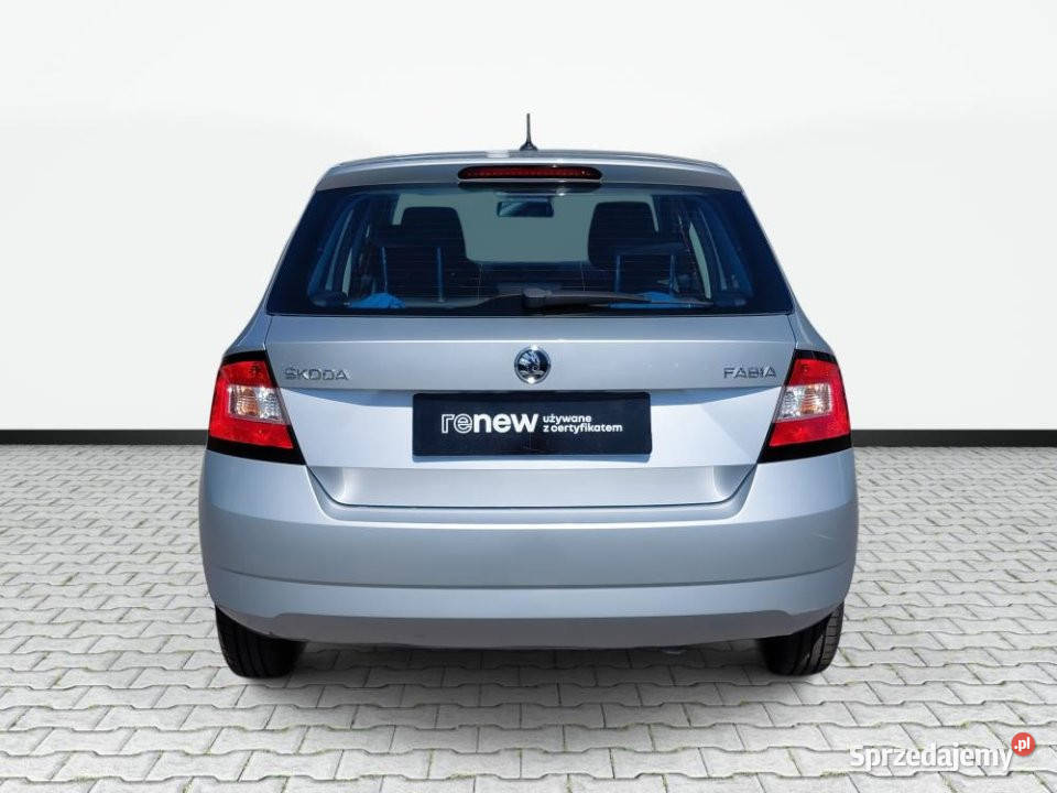 Skoda Fabia 2018r Salon 2 kpl Opon 85886km mazowieckie Warszawa sprzedam