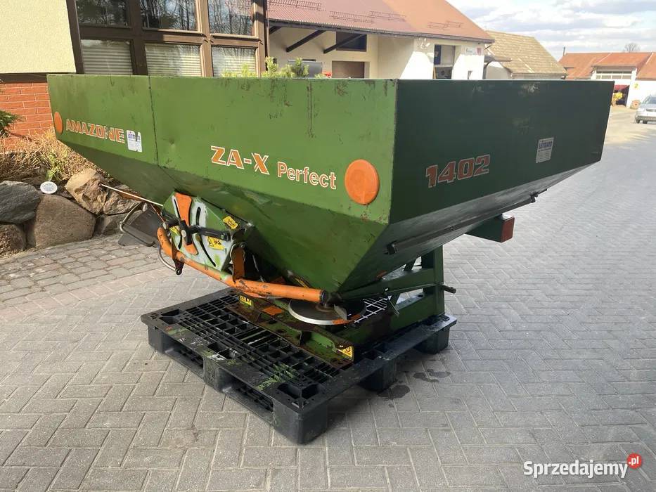 Rozsiewacz do nawozow AMAZONE X Perfect nieuszkodzony podlaskie Janów sprzedam