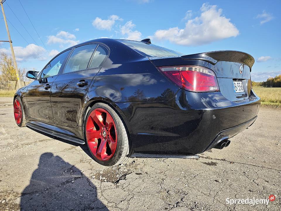 BMW E60 525D 2004r czarny anglik groźny i nie do Rok produkcji 2004 Seria 5 Suwałki