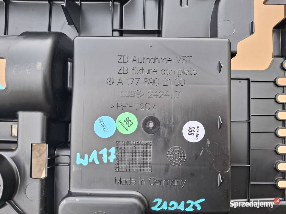 MERCEDES W177 W247 WKŁAD OSŁONA OBUDOWA Wyposażenie wnętrza Kargowa