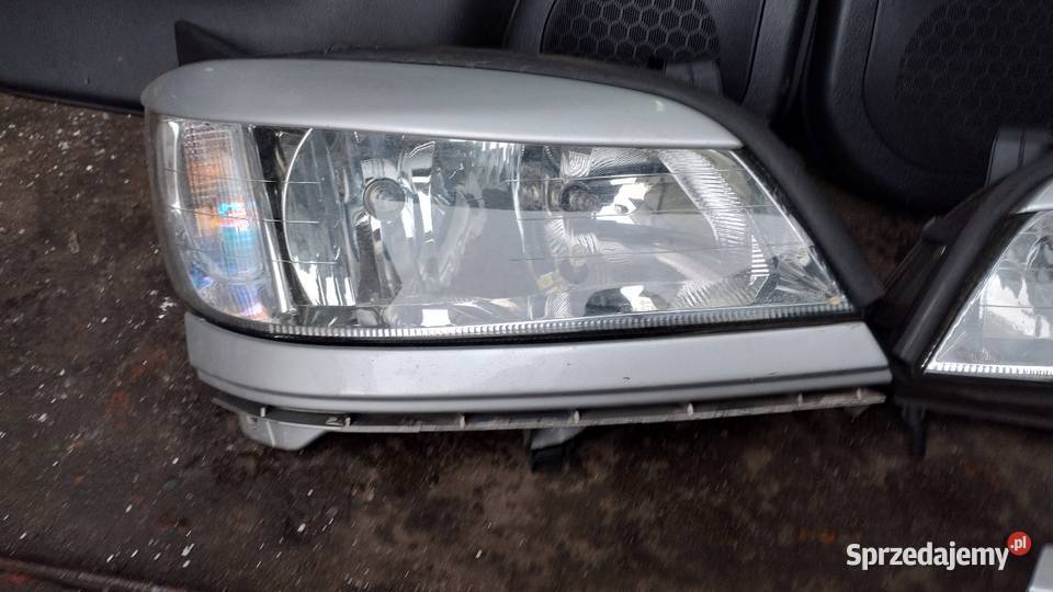 Lampy przód Zafira A brewki z157 sprzedam