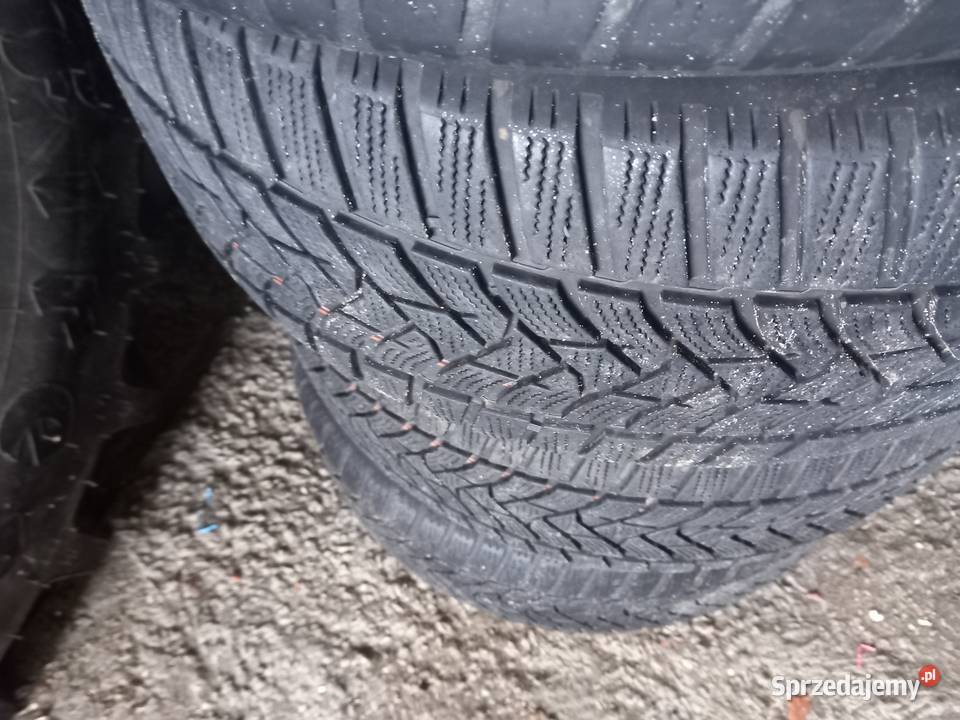 Opony zimowe DUNLOP 16 20555 KOMPLET Smyków