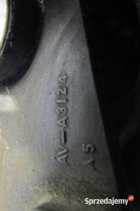 PODUSZKA SILNIKA LEWA LEWE 13 VVTi TOYOTA YARIS Zawieszenie silnika