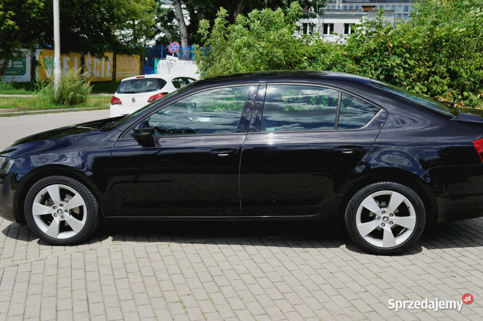 koda Octavia salon Polska 16 TDi 150 Elegance Warszawa