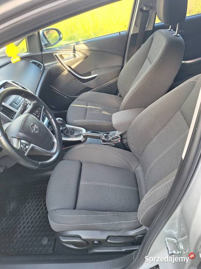 Opel Astra J 17 CDTI Sport Tourer 2011 r sprzedam