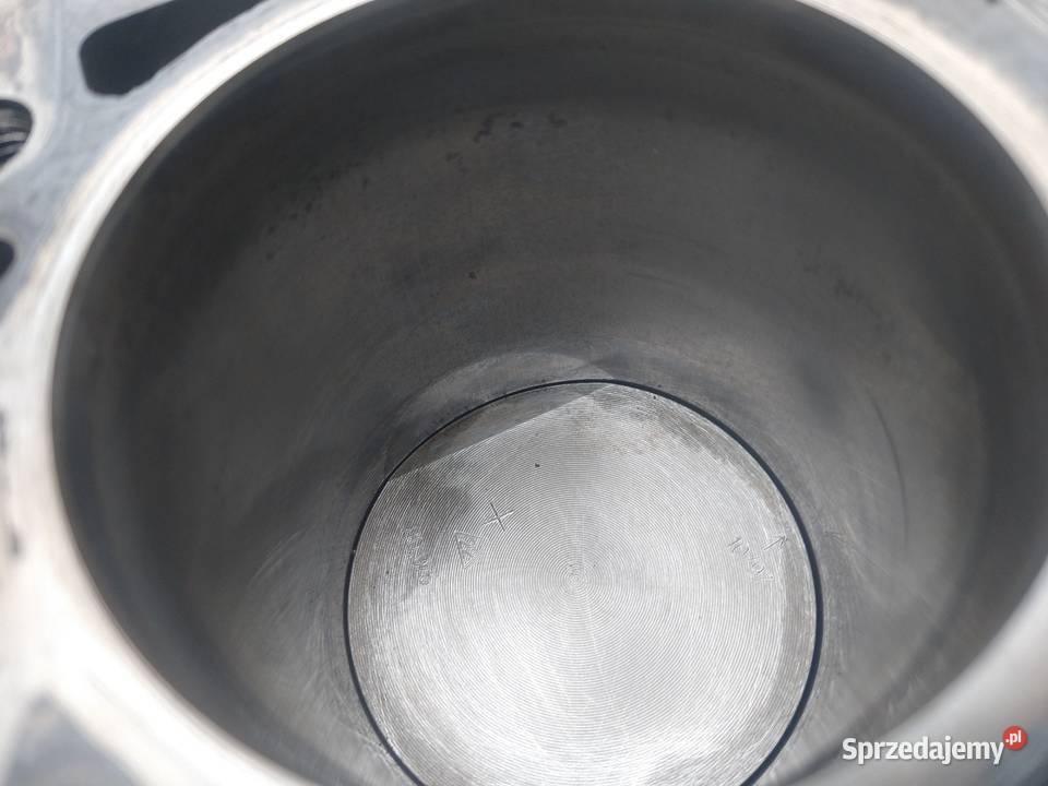 Blok Silnika Vw Audi 18 20V 058 103 021E Skawina sprzedam