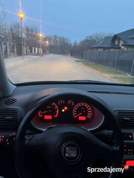 Seat leon 16benzyna 2004r 209000 przebieg opłaty Łomża