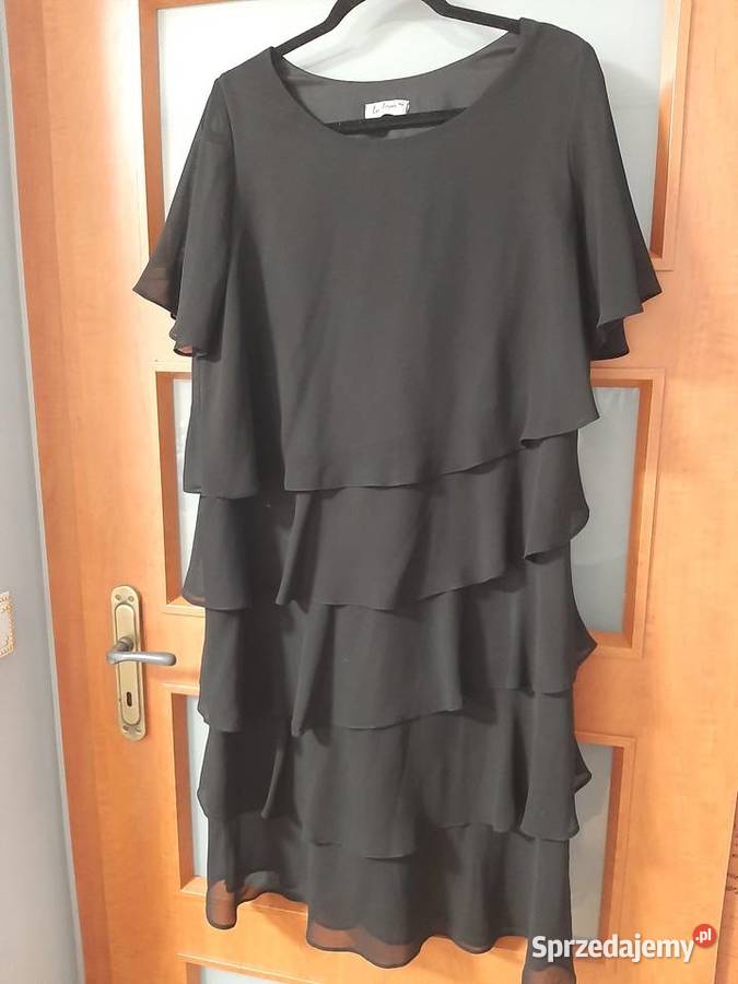 Sukienka z falbankami czarna Rawicz