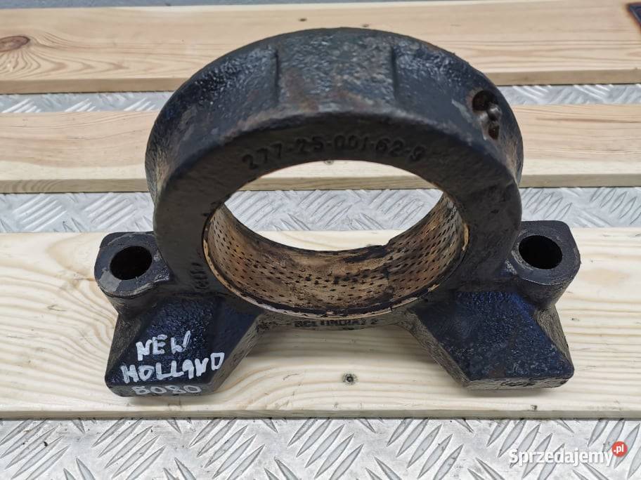 Ucho osi napędowej Holland LM 5080 Spicer wielkopolskie Wilkowo sprzedam