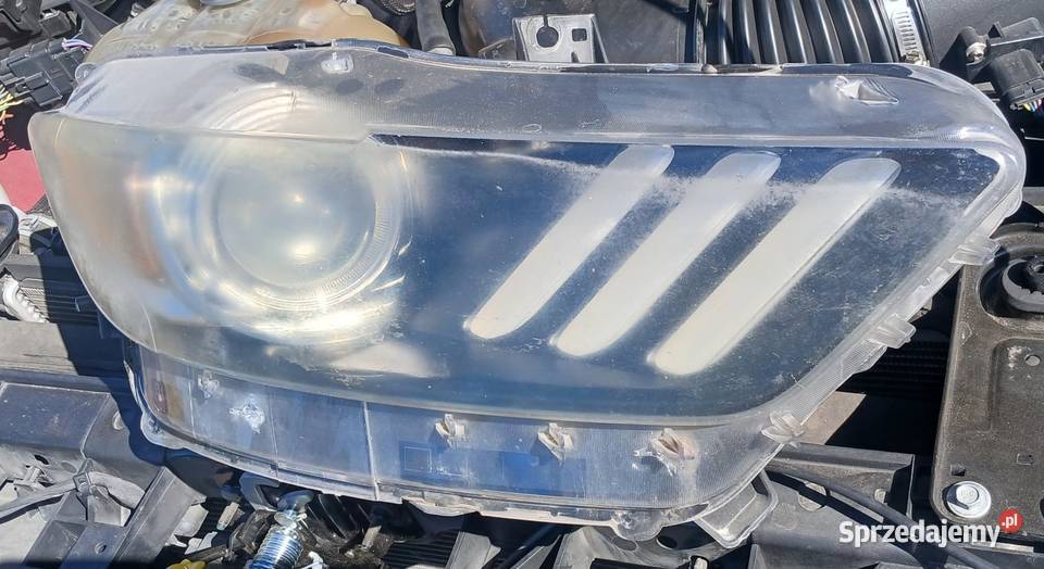 Lampa prawa Ford Mustang reflektor prawy przód prawe Łomża