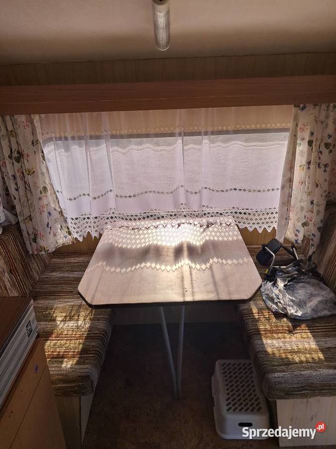 Przyczepa kempingowa 2 łóżka 4 osobowa Chateau Kempingowe mazowieckie