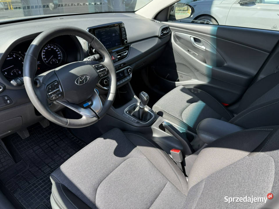 Hyundai i30 15 TGDI 160 6MT Smart LED Android Piotrków Trybunalski