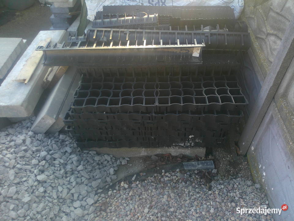 Ścieki liniowe korytkowe geokraty PCV Siemyśl
