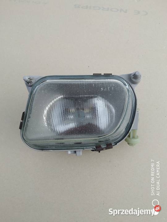A210 820 0156 halogen lewy Mercedes W210 Lampy przeciwmgielne łódzkie Tomaszów Mazowiecki