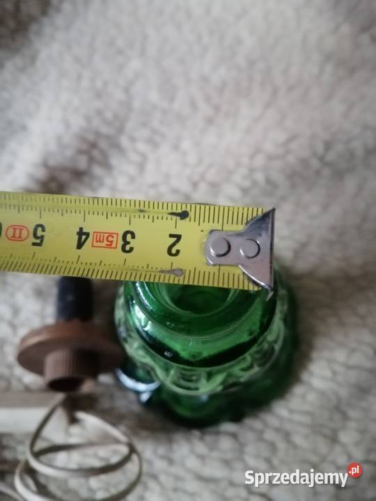 oryginalna lampa naftowa z zielonego szkła odcienie zieleni