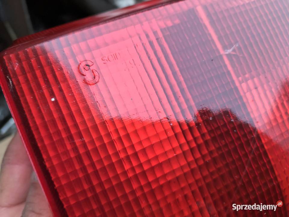 LAMPA TYŁ TYLNA LEWA Audi 80 LEFT 893945093G Kamień-Kolonia
