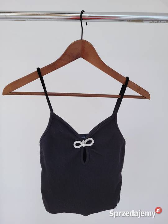 Czarna bluzka na ramiaczkach ze srebrną kokardką małopolskie Liszki