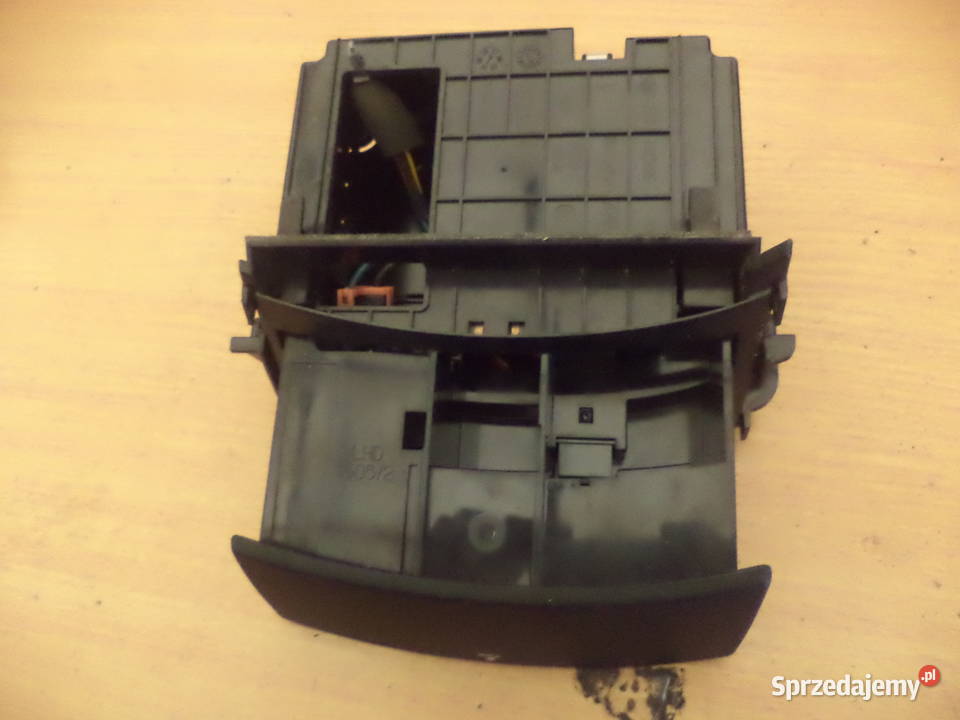 KIA CEED 2008 2007 POPIELNICZKA PRZOD PRZEDNIA