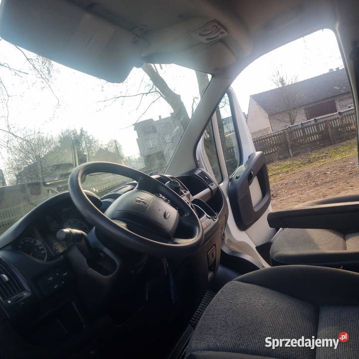 Peugeot Boxer 2014 Średniak L2 H2 Stan Rok produkcji 2014 Siewierz