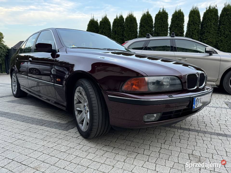 BMW E39 523i stan kolekcjonerski Świdnica Polska