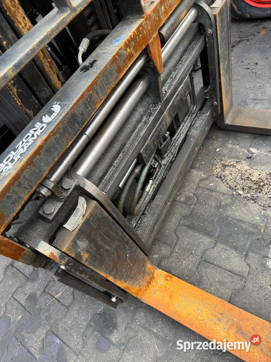 pozycjoner wideł z przesuwem bocznym 2500 klasa Działoszyn