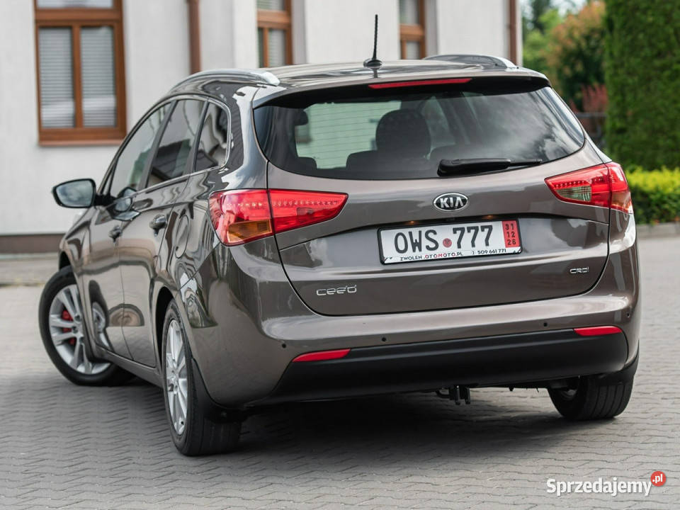 Kia Ceed 16CRDi 128 Navi Kamera Xenon Opłacona mazowieckie Zwoleń