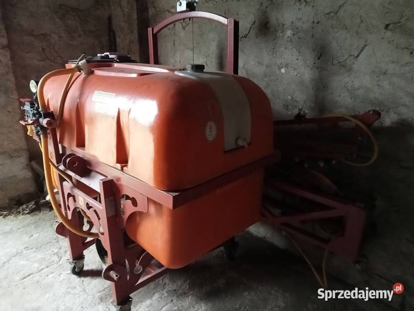 opryskiwacz 800 l 15 m belka Bolesławiec sprzedam
