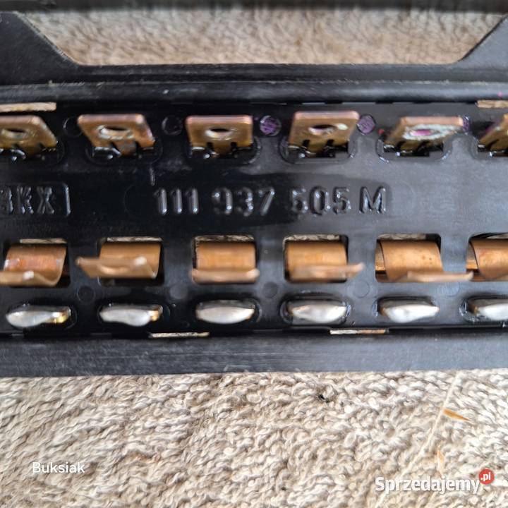 VW Garbus skrzynka bezpieczników na 12 bezp Gołków