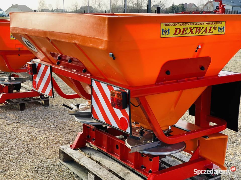 HIT 2026 Rozsiewacz nawozów 850 1200L DEXWAL Otwock