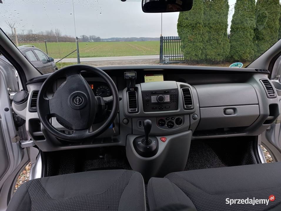 Opel Vivaro Long 20CDTI klima Automat 9osobowy Poniatowa