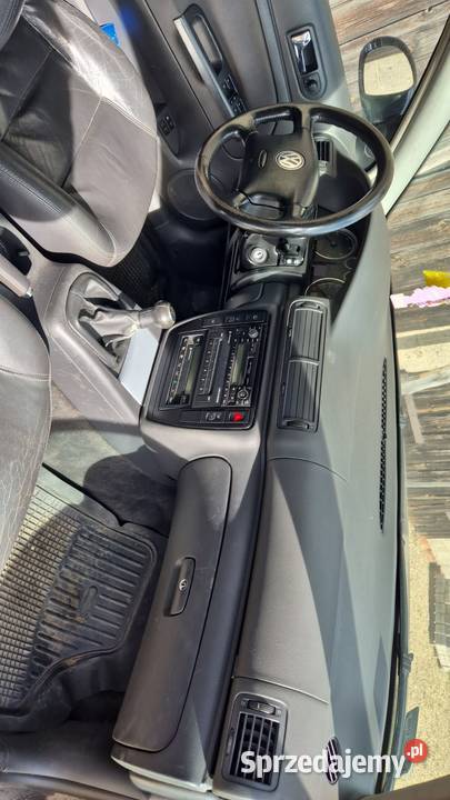 Volkswagen Passat B5 FL Uszkodzony Passat Miedźno sprzedam