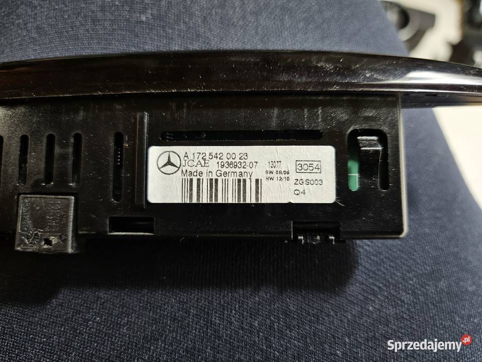 MERCEDES W246 WYŚWIETLACZ PDC A1725420023 Międzychód sprzedam