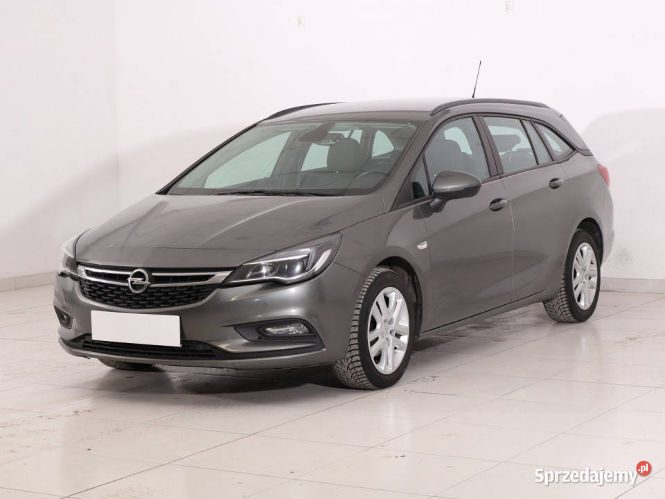 Opel Astra 14 T Rok produkcji 2017 Piaseczno
