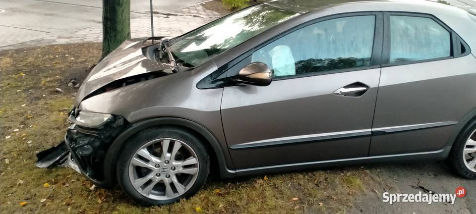 Honda Civic Ufo VIII 2011r 18LPG 140000 salon 140KM Rogoźno sprzedam