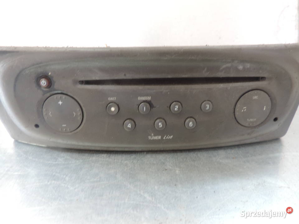 RADIO CD SCENIC 1 FL 8200152346 Rok produkcji 2001 Nowy Sącz