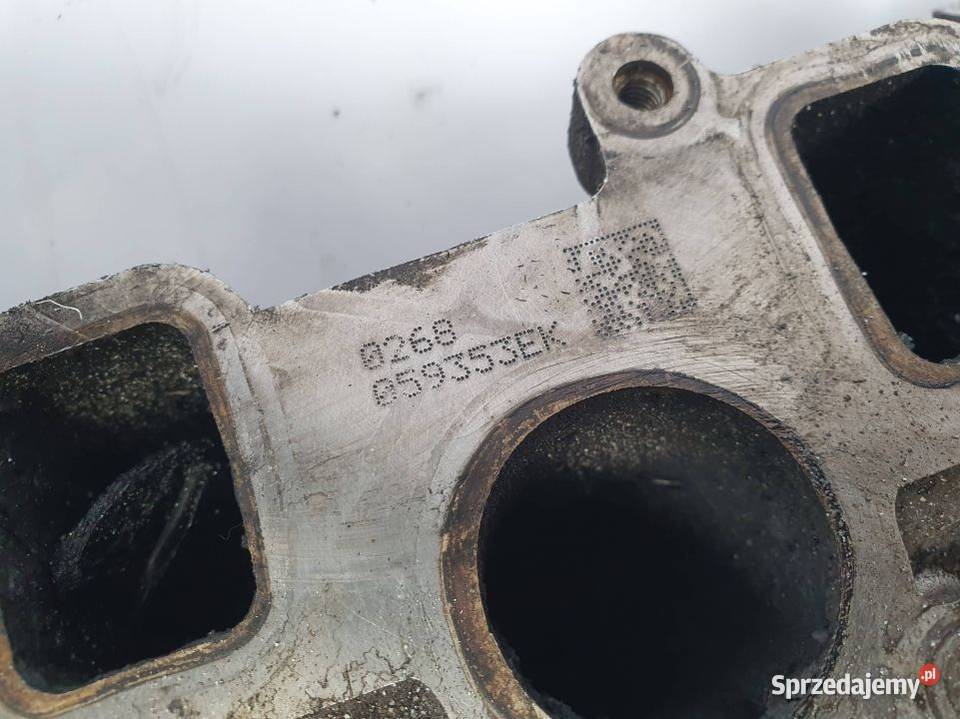 GŁOWICA LEWA VOLKSWAGEN TOUAREG II 7P CJM 30 TDI Lipno