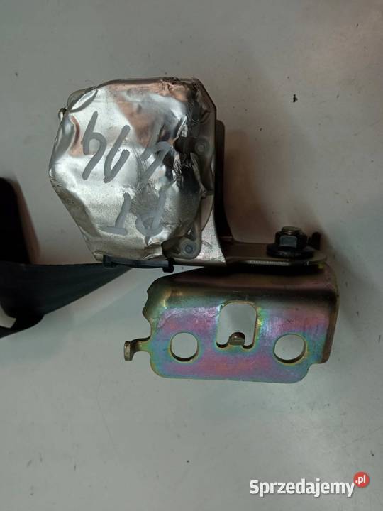 PAS BEZPIECZEŃSTWA LEWY TYŁ E15 Toyota Auris I świętokrzyskie